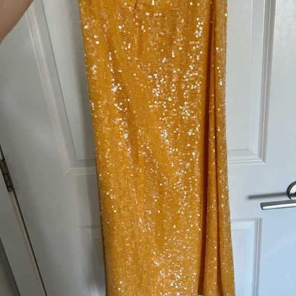 Markarian Valerie Sequin Halterneck Dress - Picture 6 of 11